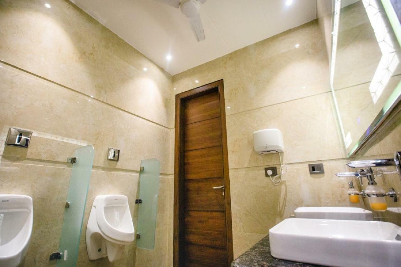 Maison avec 21 chambre Agra  Extérieur photo